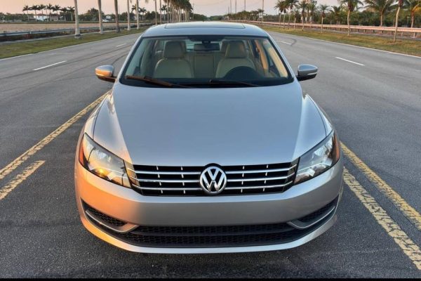 2013 Volkswagen Passat TDI SE