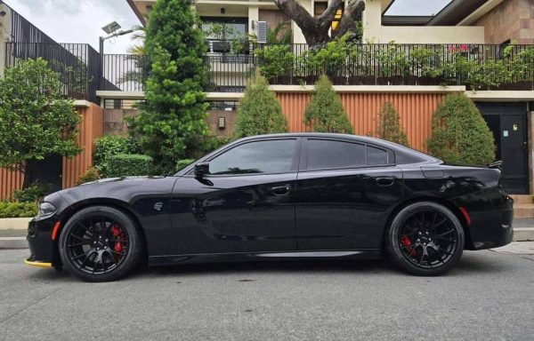 2020 Dodge Charger SRT Hellcat - Image 5