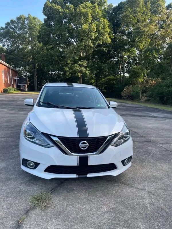 2016 Nissan Sentra  SR sedan 4D