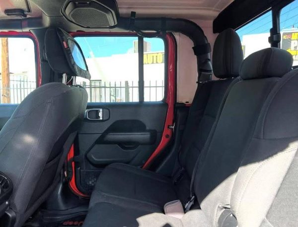 2020 Jeep Gladiator Overland - Image 3