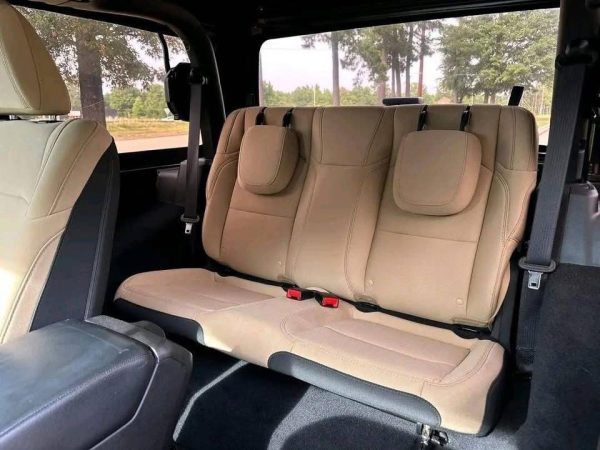 2019 Jeep Wrangler Sport. - Image 2