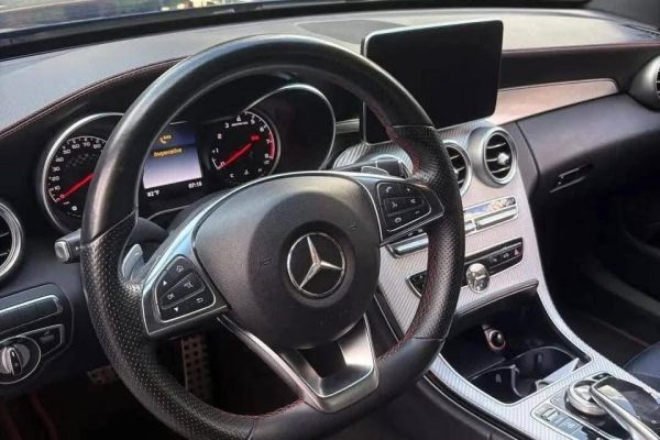 2018 Mercedes-AMG C43 Sedan - Image 2