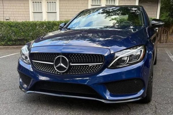2018 Mercedes-AMG C43 Sedan - Image 7