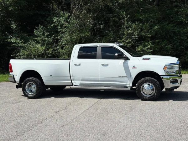 2021 Ram 3500 - Image 4