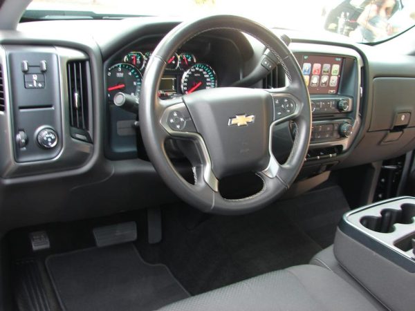 2018 Chevrolet Silverado 1500 LT - Image 5