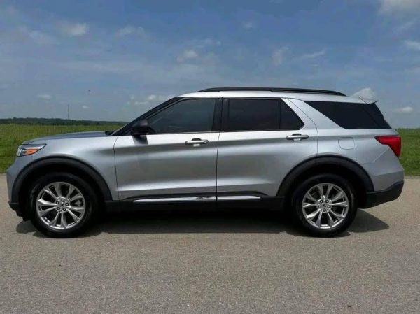 2020 Ford Explorer XLT - Image 5