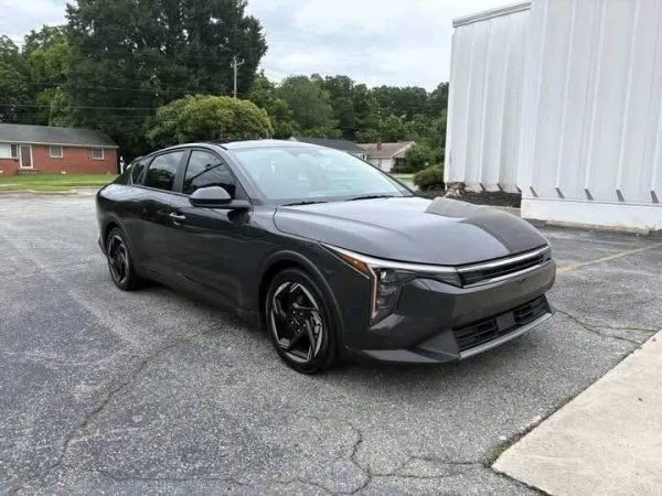 2025 Kia K4 Ex - Image 6