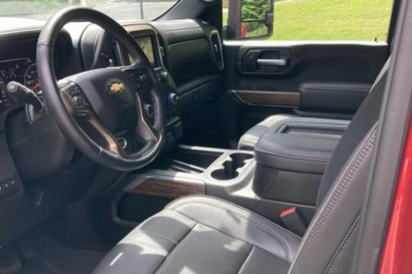 2021 Chevrolet Silverado 3500HD High Country Crew Cab Duramax Dually 4×4 - Image 3