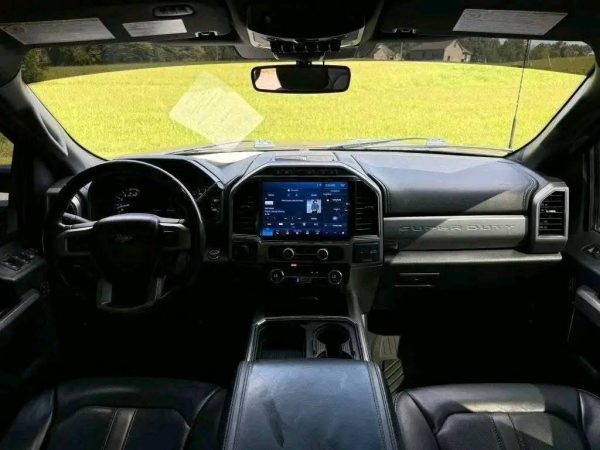 2022 Ford F350 SRW - Image 3