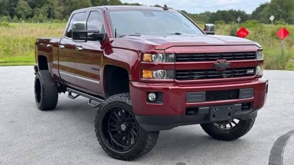 2017 Chevrolet Silverado 2500HD LTZ Z71 Crew Cab