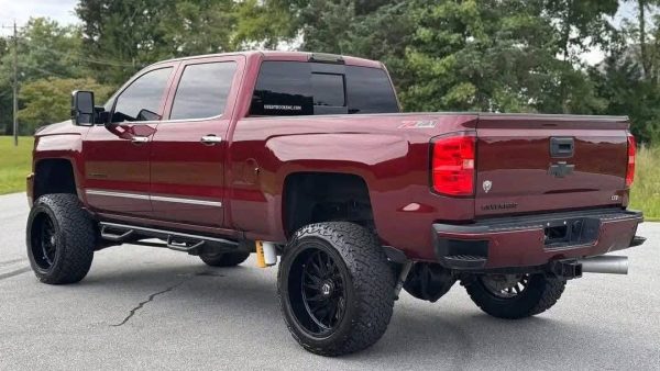 2017 Chevrolet Silverado 2500HD LTZ Z71 Crew Cab - Image 2