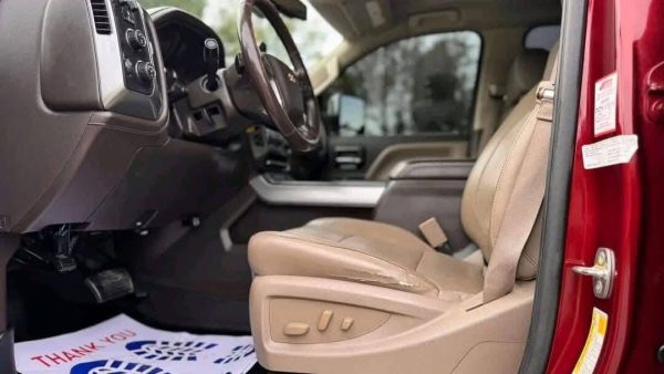 2017 Chevrolet Silverado 2500HD LTZ Z71 Crew Cab - Image 7