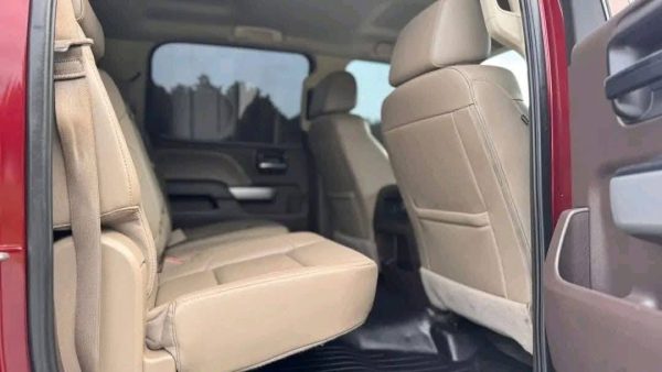 2017 Chevrolet Silverado 2500HD LTZ Z71 Crew Cab - Image 4