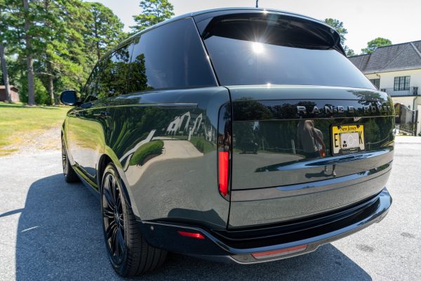 2023 Land Rover Range Rover P530 SE - Image 3